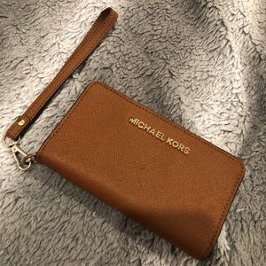 Michael Kors Wristlet